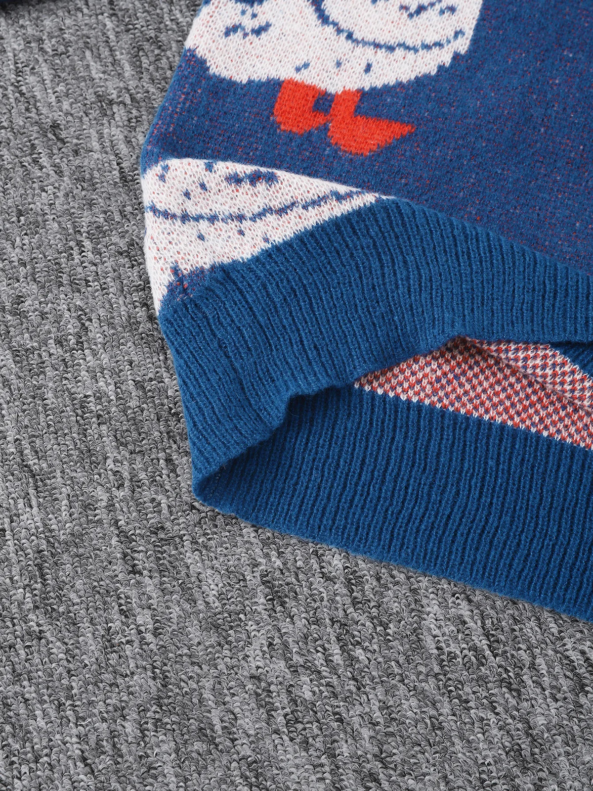 Men's Casual Sweater with Duck Print, Color-Blocking Design, Soft Knit Long-Sleeve Crew Neck Pullover. Casual Crew Neck Knit Pullover for Men, Suitable for Everyday Wear, Unisex Top for Going Out